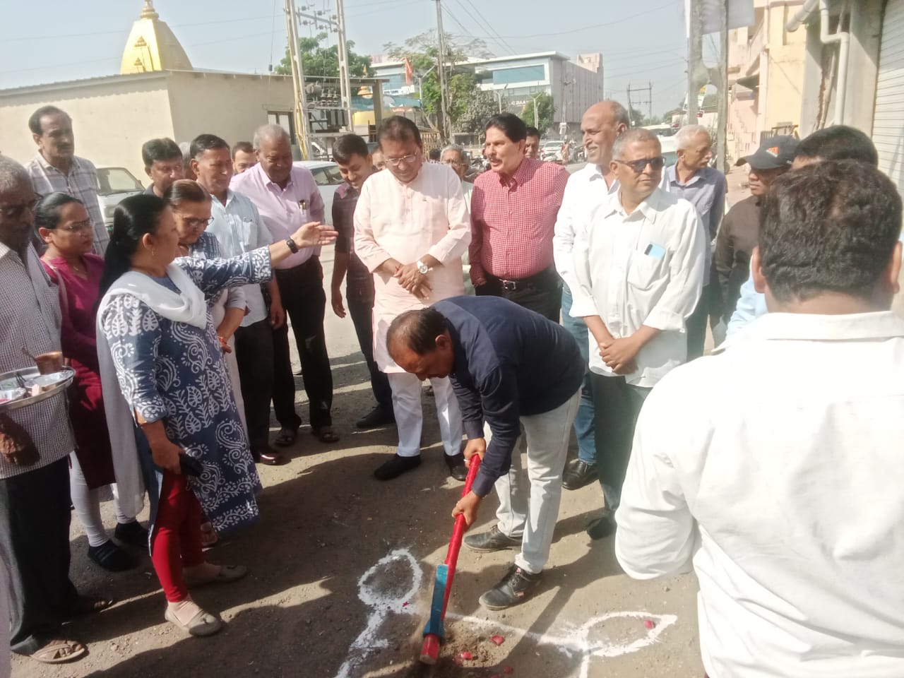 વિશાલ નગર સોસાયટીમાં ગણદેવી રોડ પર ખાત મુહુર્ત