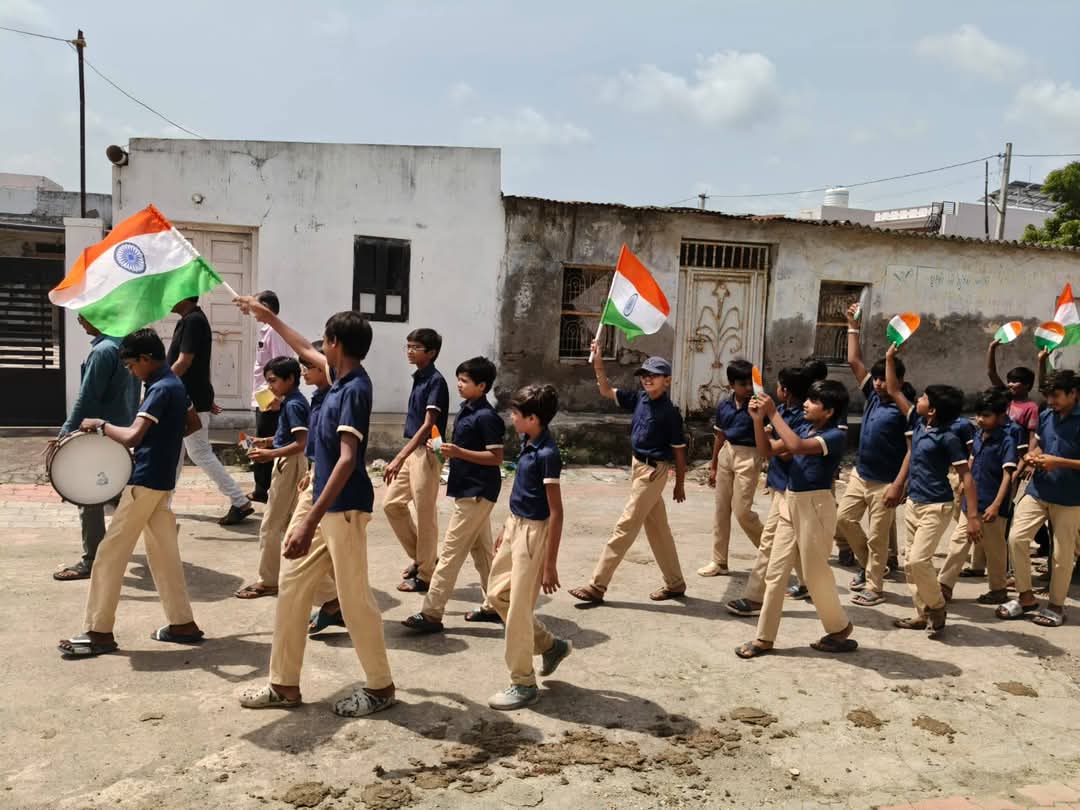 ‘હર ઘર તિરંગા’: મોરબી જિલ્લાની શાળાઓમાં રેલી સહિતની પ્રવૃતિઓ હાથ ધરાઈ