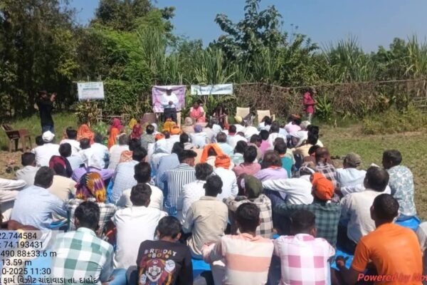 દાહોદ જિલ્લાના લીમખેડા અને દેવગઢ બારીયા તાલુકાના વિવિધ ગામોમાં ગાય આધારિત પ્રાકૃતિક ખેતીની તાલીમ યોજાઇ