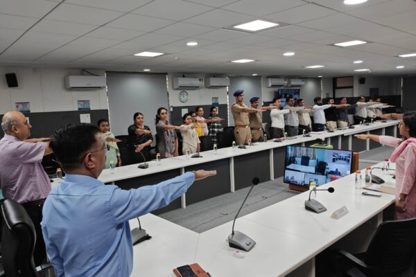 જામનગર જિલ્લા કલેક્ટર કેતન ઠક્કર સહિત જિલ્લા વહીવટી તંત્રના અધિકારીઓએ “રાષ્ટ્રીય એકતા દિવસ” અંતર્ગત શપથ ગ્રહણ કર્યા