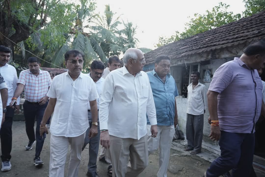 ગીર-સોમનાથ જિલ્લાના કડવાસણ તથા જુનાગઢ જિલ્લાના પાણીદ્રા ગામની મુલાકાત લેતા મુખ્યમંત્રી