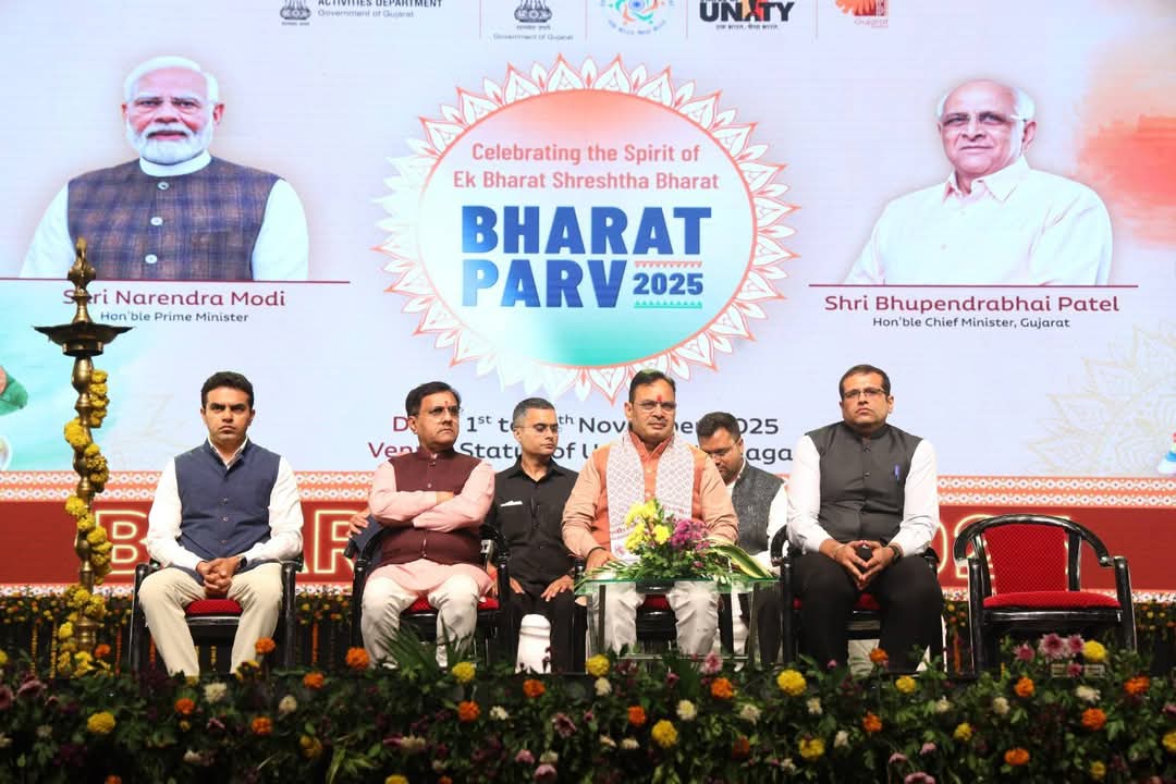 એકતાનગરના આંગણે ભારત પર્વ – 2025ની ઉજવણીમાં રાજસ્થાનના મુખ્યમંત્રી ભજનલાલ શર્મા અને રાજ્યના કેબિનેટ મંત્રી ડૉ. પ્રદ્યુમનભાઈ વાજા સહભાગી બન્યા.