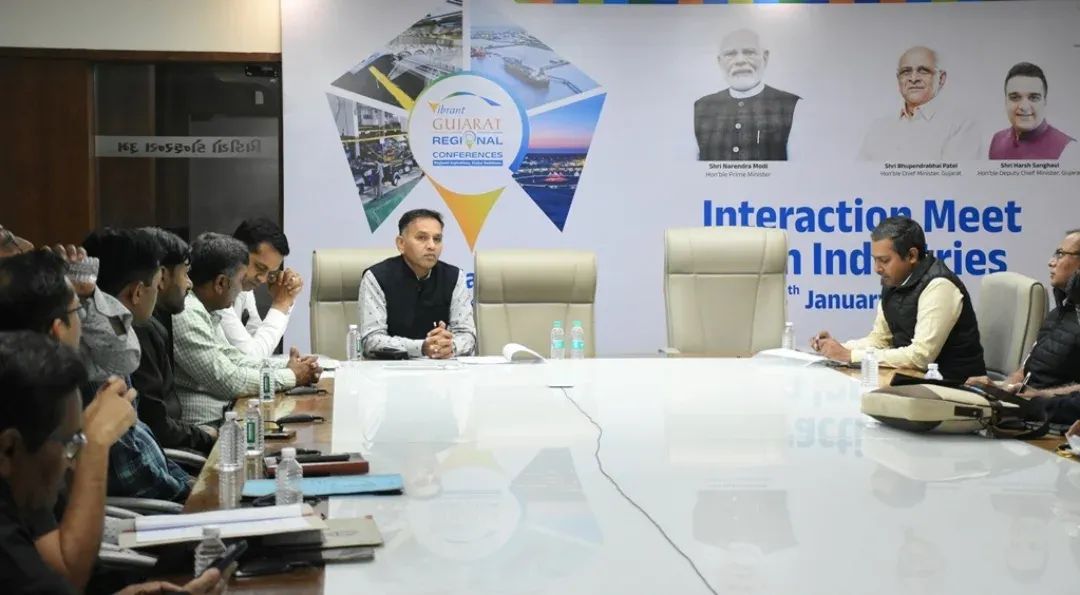 કરુણા અભિયાનઃ સુરક્ષિત ઉત્તરાયણ ઉજવીએ, પક્ષીઓનો જીવ બચાવીએ 🕊️